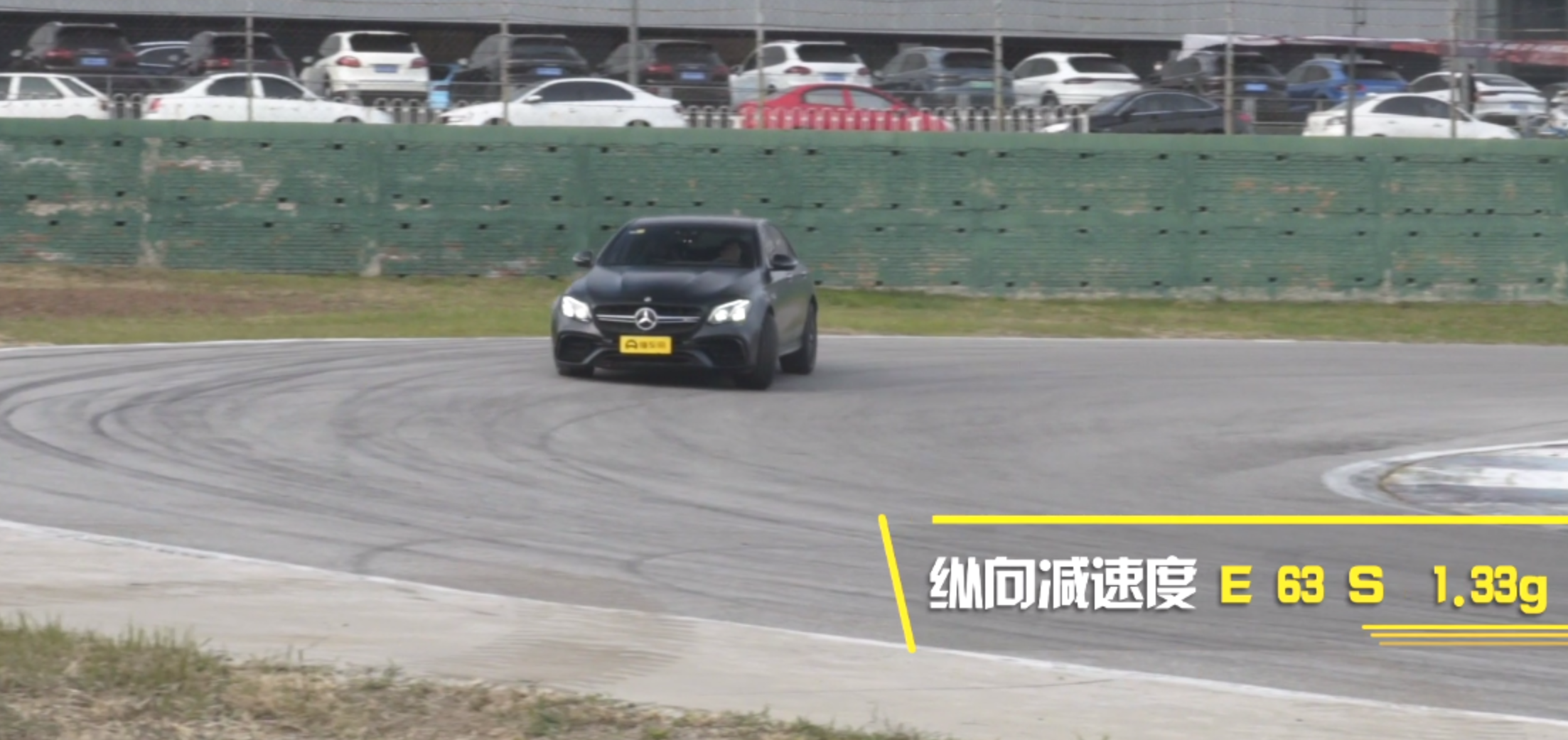 AMG E级双车评测：同门不同命，直6凭何挑战V8？