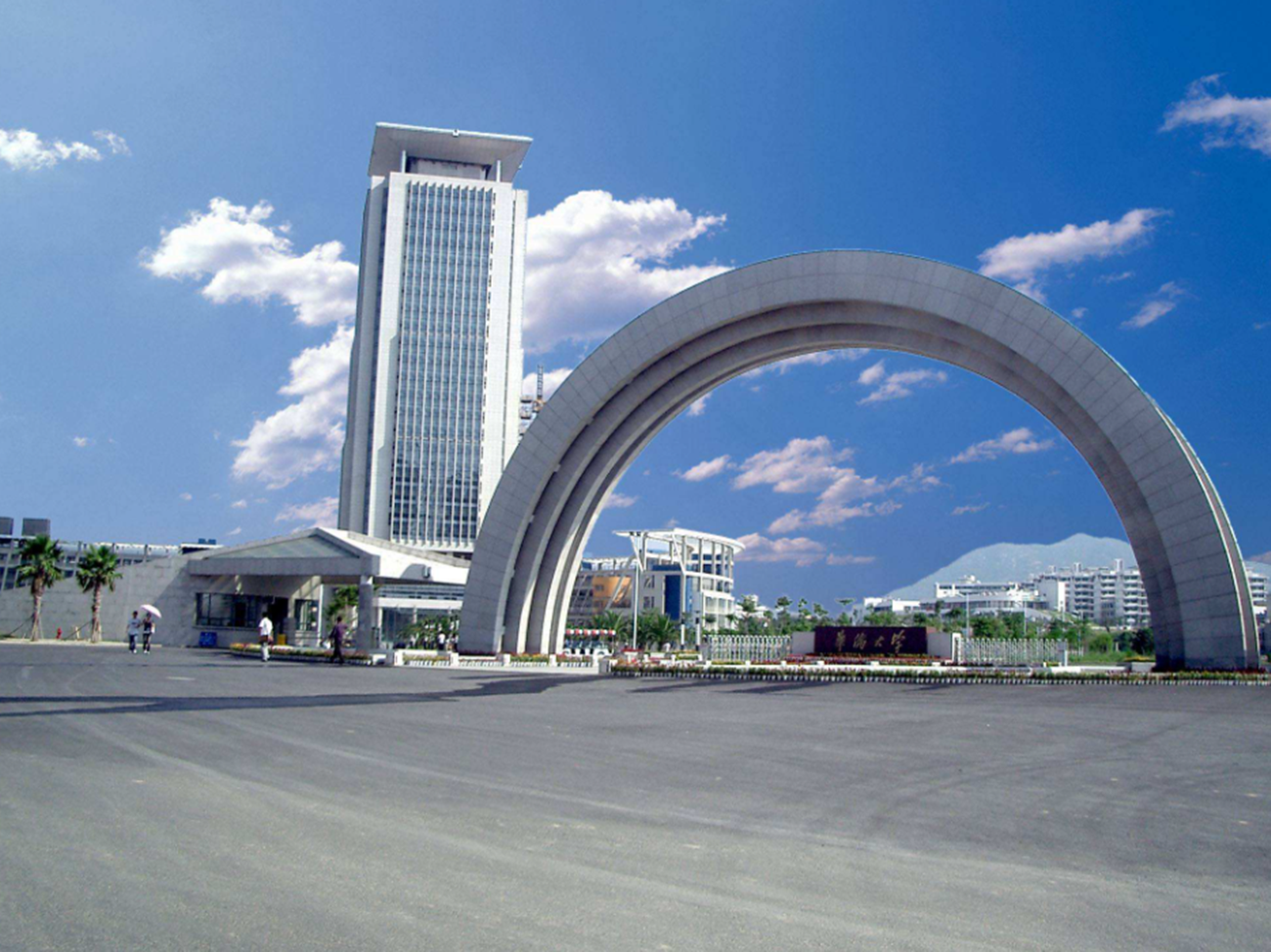 被打入冷宫的4所211，录取分数线刚过一本，还有一所招二本学生