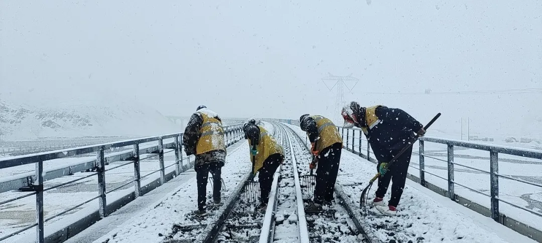 秋分，他们与风雪鏖战！