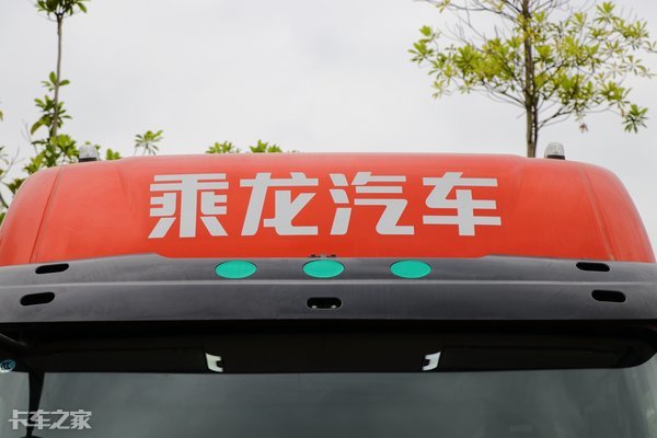 2轴车将成快递主流车型，详解柳汽乘龙H5大单桥载货车
