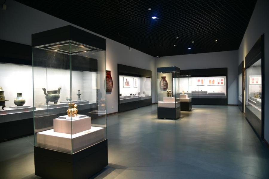 新闻周刊丨文物会得“癌症”还传染？！我在青博修文物：会望闻问切，还要懂护肤美颜