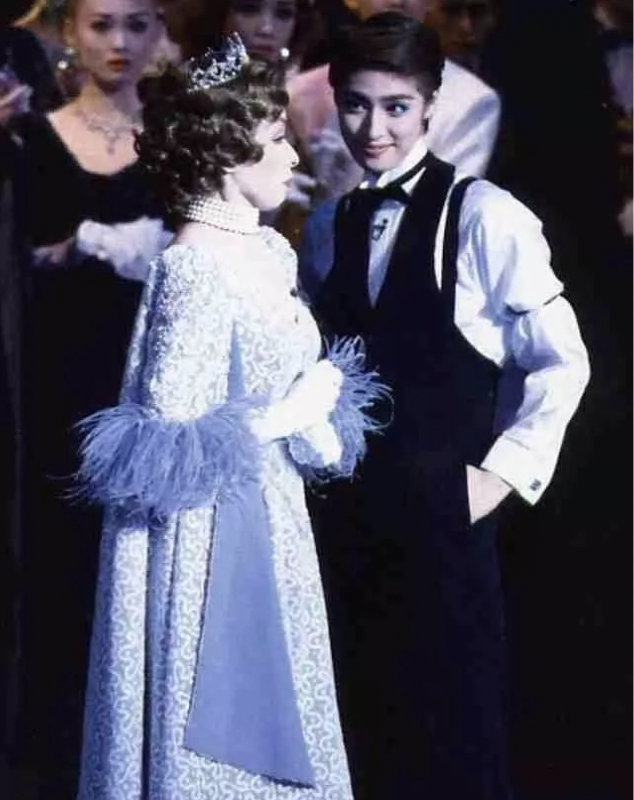 宝冢歌剧团的传奇男役，又A又飒，被称为日本女性独身最后的堡垒