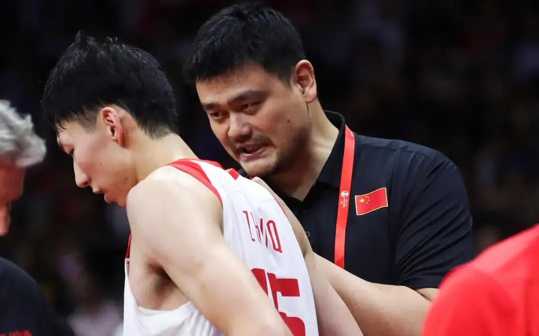 nba球場為什么不能推球員（姚明實施合同法的弊端來了，為了大合同，球員在國家隊出工不出力）