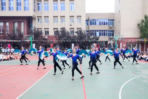 北京市建华实验学校第三届秋季运动会成功举办