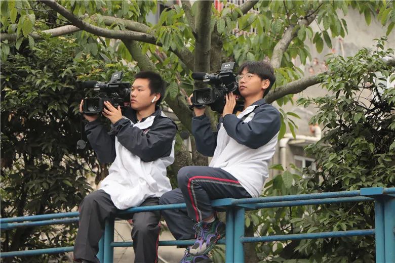 多图预警！成都天府新区职业学校第二届体育嘉年华活动顺利举行