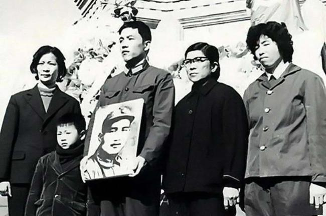 伟人秘书古柏同志惨遭杀害，1956年伟人下令严查凶手