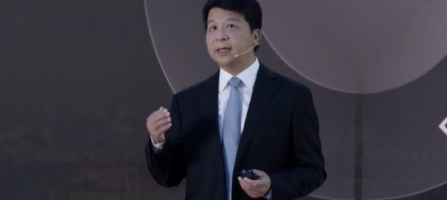 斯诺登是美国自导自演的骗局吗？