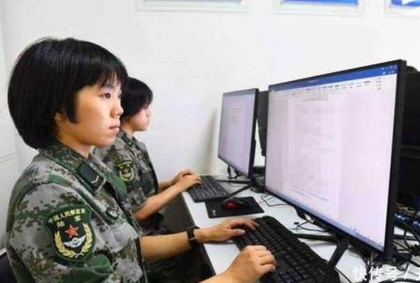 2021女兵报名开始了，征兵要求有新变化，女大学生实习期也可参军