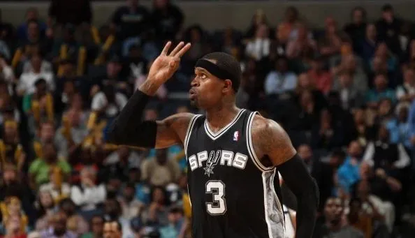 為什么nba球員生孩子怎么早（還記得NBA武圣嗎？曾和五個女人生孩子！如今新婚又當(dāng)場退婚）