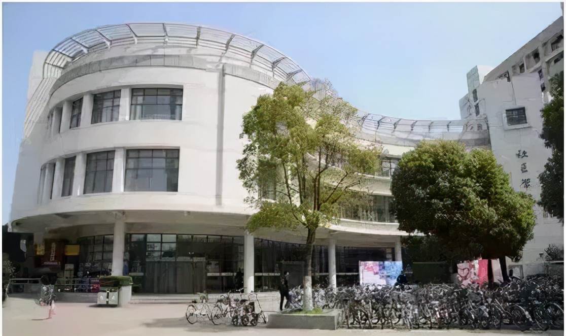 坐拥9幢餐饮大楼、24小时不打烊食堂！上海大学推出这一套餐，火上热搜！