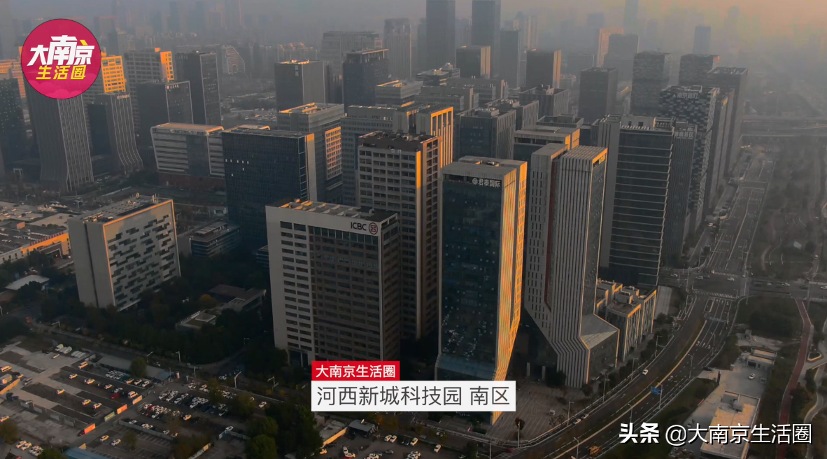 南京河西江北双办公区装修升级，打造现代高效办公空间