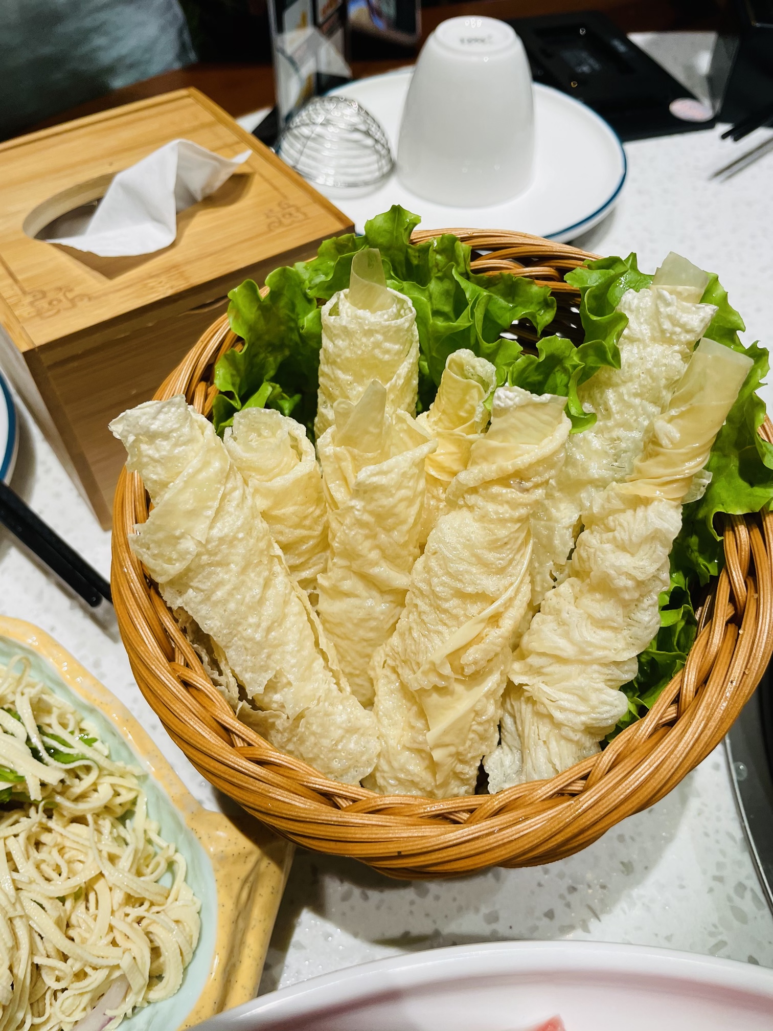 就在长职附近新开了一家鸡鲍鱼的店，以后再想吃真的太方便了