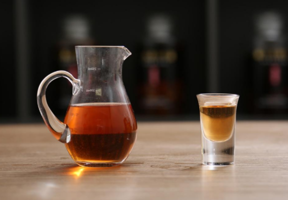 俗称"糖罐子",浑身长满刺,儿时用它熬糖吃,泡酒喝醇香又甘甜