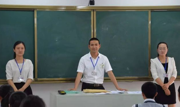 高考结束后，为什么监考老师要回收草稿纸？原来是为了考生着想