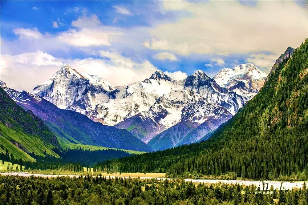 新疆最美的草原——那拉提?巴音布鲁克?喀拉峻?巴里坤?昭苏?库尔德宁?