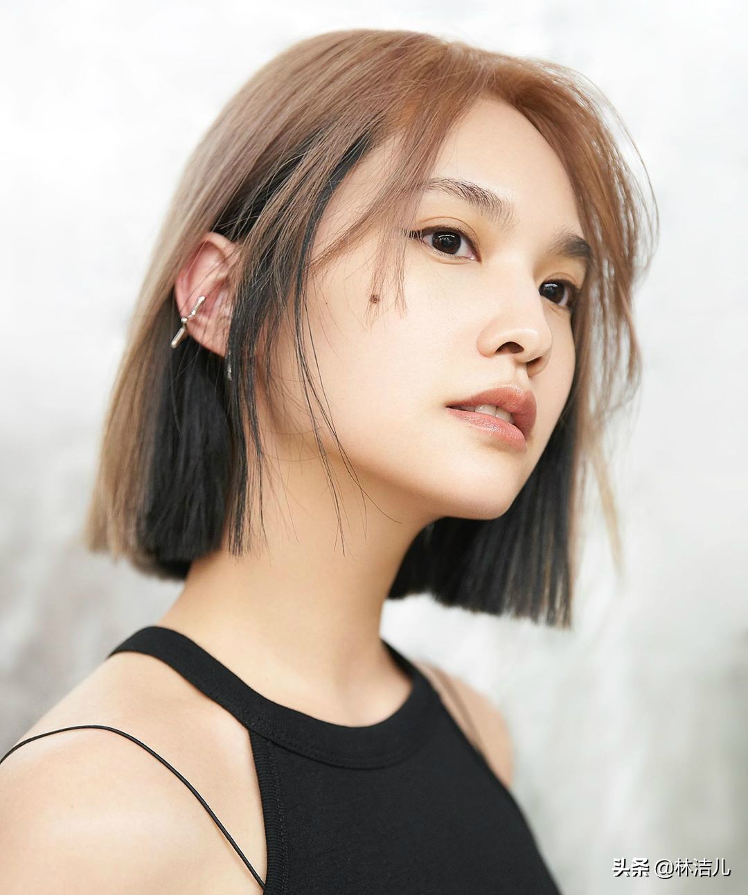 短发明星(许佳琪的一刀切,倪妮的性感大背头,女明星剪短发也这么撩人?