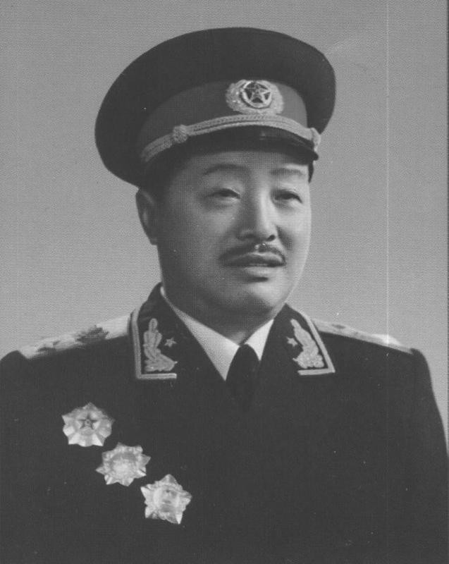 十大元帅中贺帅排第五，军事指挥能力如何？抗美援朝为何没启用他