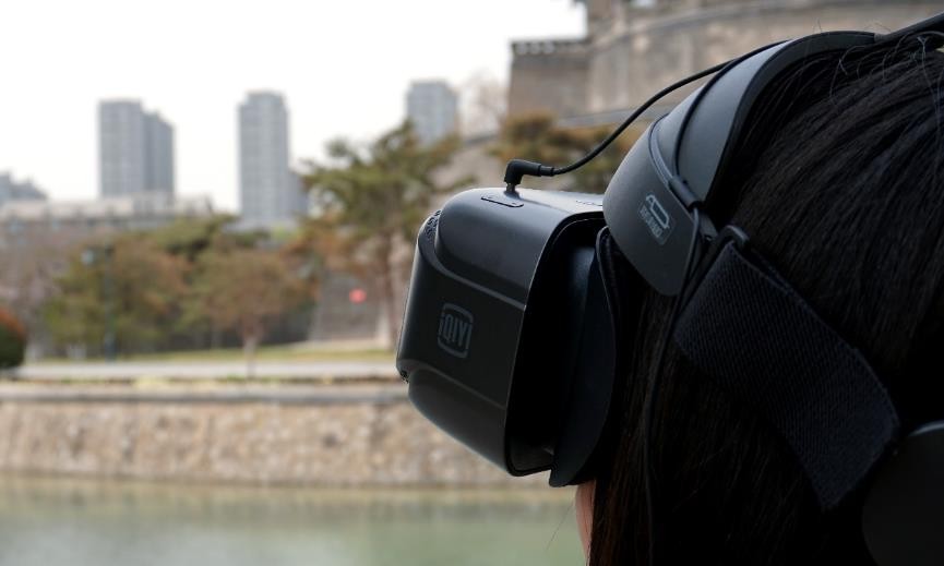 便携IMAX影院，未来的产品，爱奇艺奇遇2S VR眼镜体验