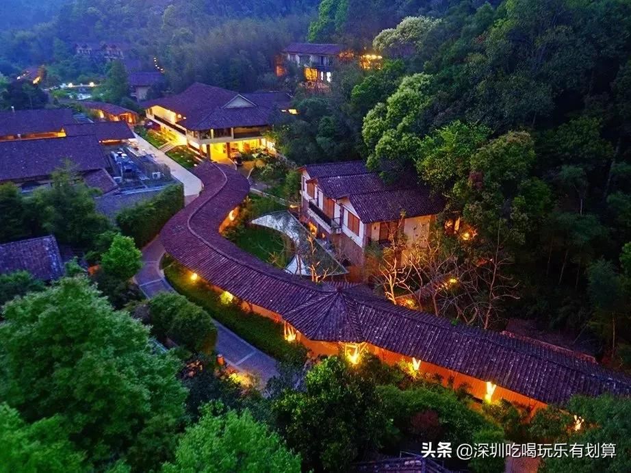 广东顶级温泉度假村，海拔500余米，室内高山泉水，环境堪称一流