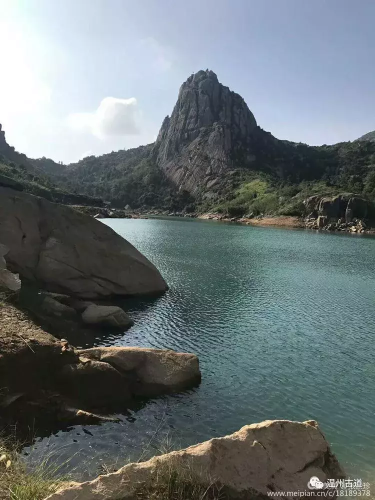 孤峰傲影:百家尖丨山色秀丽,景色无边