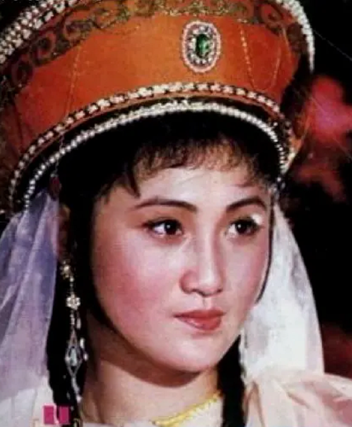 80年代的林芳兵有多美？被称为杨贵妃转世，把“国色天香”演活了