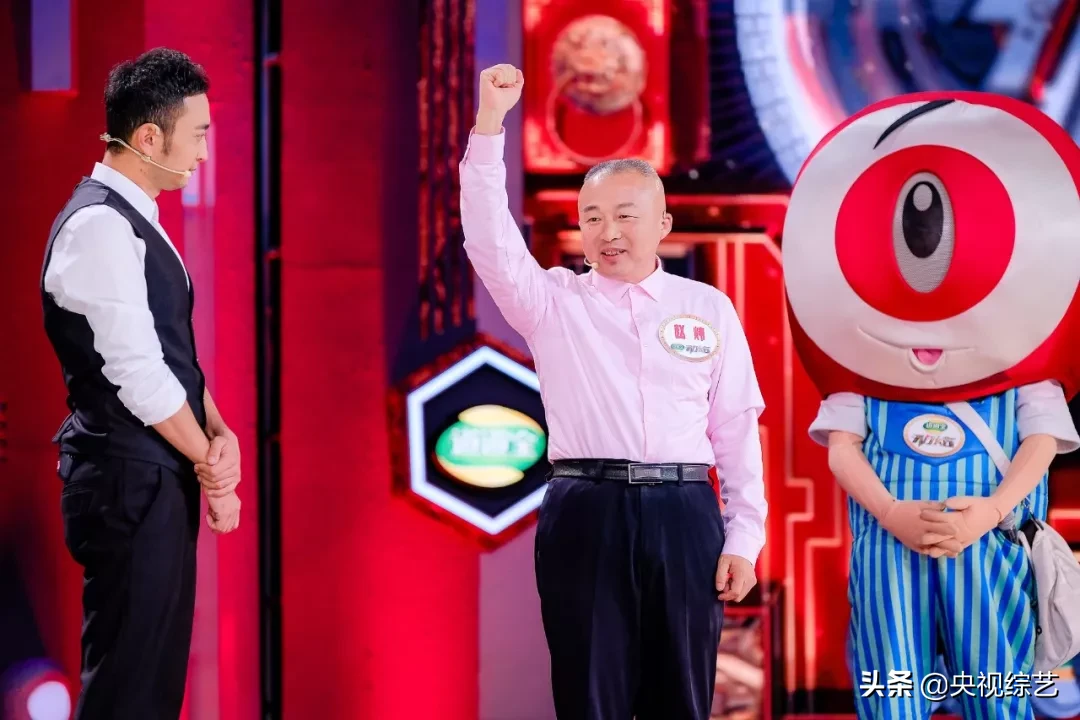 超美新疆姑娘，超高颜值机长，转圈的内蒙汉子，考下53个证的牛人……