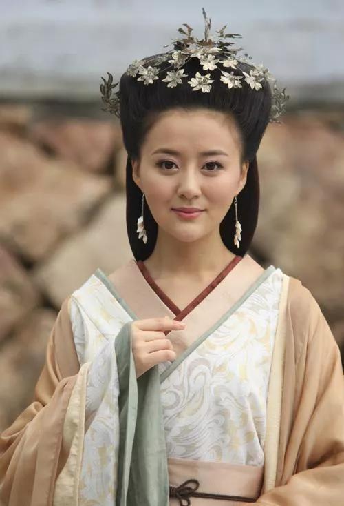 历史上刘恒有一个叫青宁的王后吗(青宁爱刘恒为什么还杀她) - 风集网