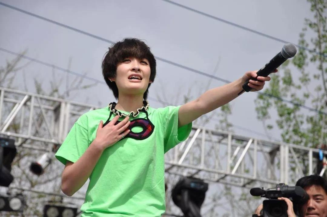 说了你可能不信！曾轶可、拯救了“地下十年”的中国摇滚乐？