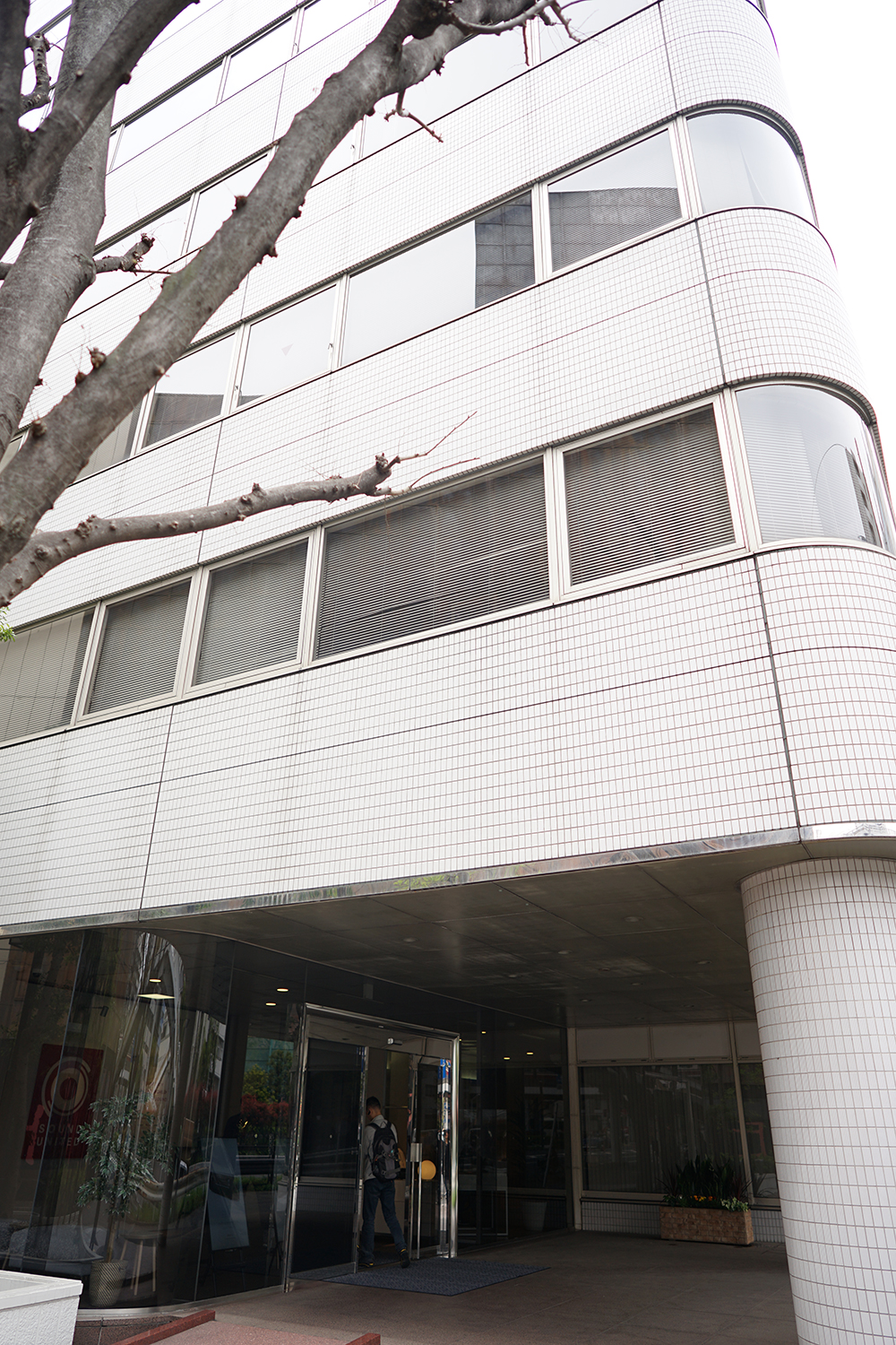 �Ա������콢�Ķ���һ��������ʿ��ͥӰԺ�콢�ϲ�����SR8015����