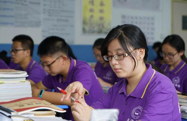 高考又一后路被阻断，多地严禁招收复读生，考生将失去复读机会