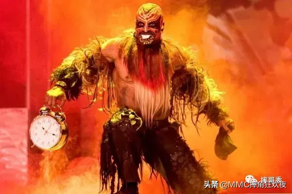 WWE历史上超级变态的人物！大口吃虫，令人害怕