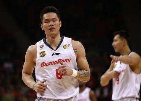 王仕鵬cba哪個隊（王仕鵬與朱芳雨，在廣東隊的隊史中，誰對俱樂部的貢獻更大？）