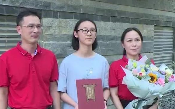 江苏省35名学霸被清北录取，28人来自同一中学，真是可喜可贺