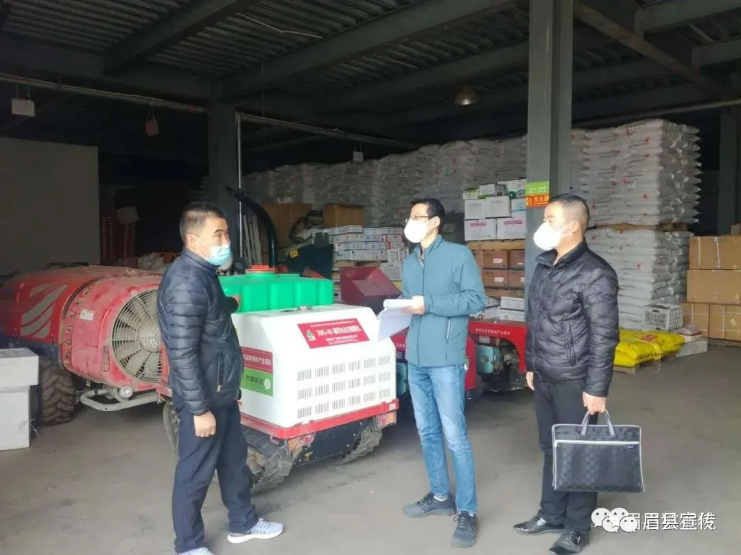 省農(nóng)業(yè)機械化發(fā)展中心來我縣開展農(nóng)機質量調(diào)查工作