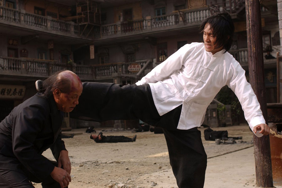 功夫剧照壁纸(周星驰《功夫》:不只是功夫,五层武学境界,笑过哭过后才