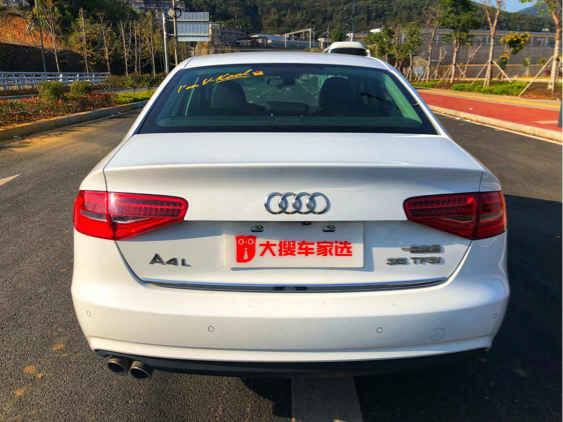 半价买奥迪A4L，新车销量火热的它在二手车市场也吃香吗？