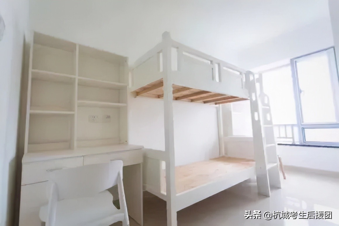 浙江高校宿舍条件大揭秘！住得比家里还好？