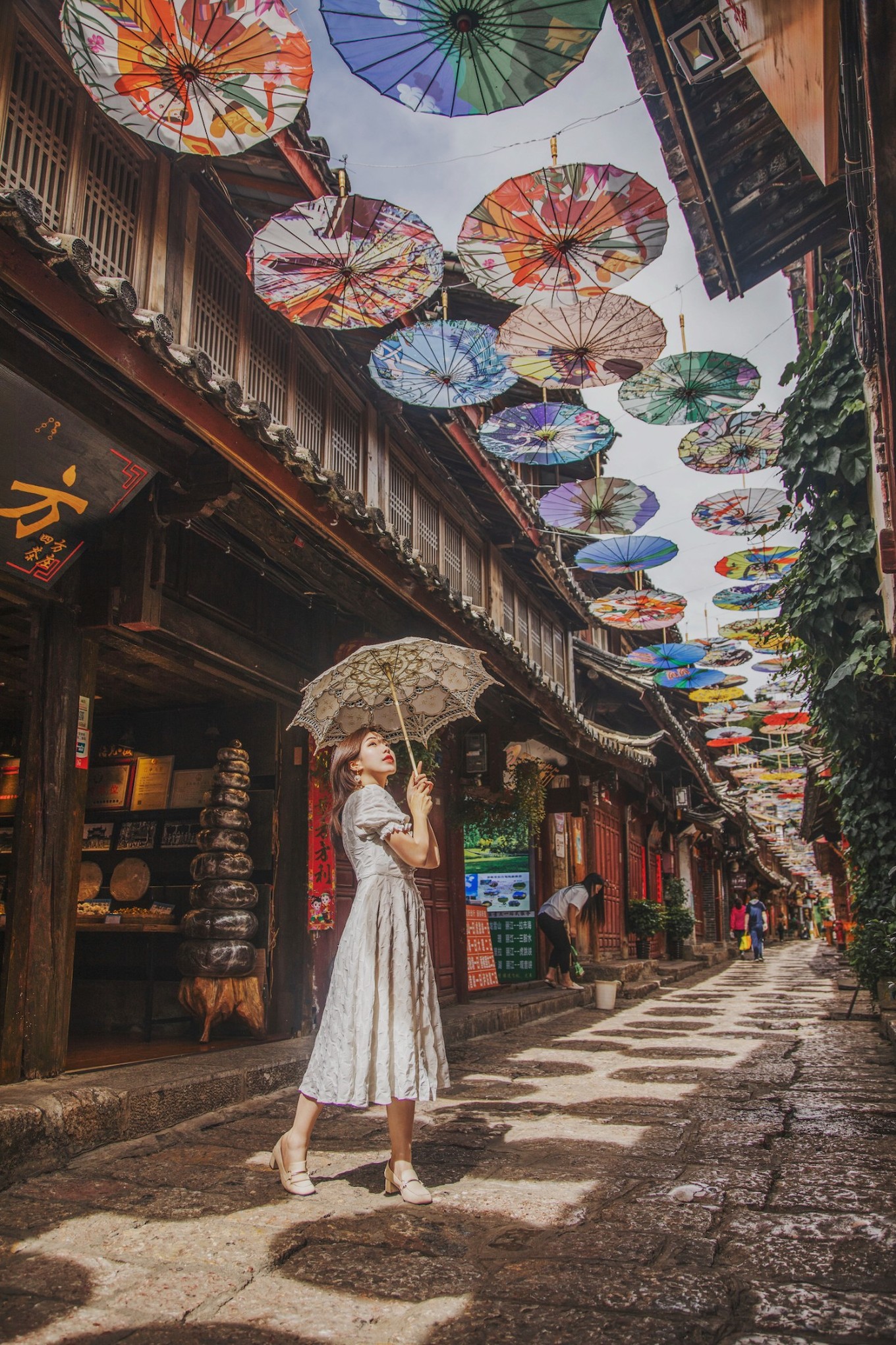 从丽江到泸沽湖，水性杨花开满六月天