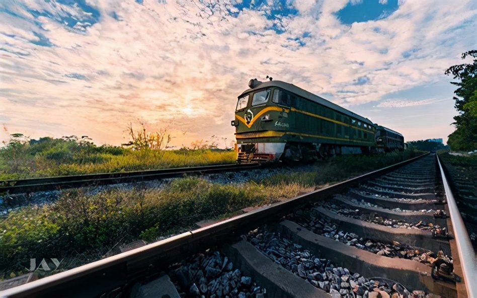 关于座长途火车的说说配图「伤感」 _qq说说网