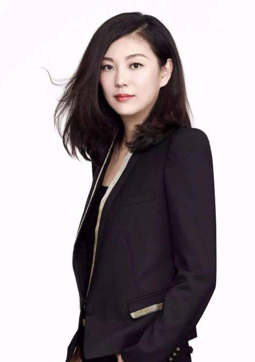 嘉行传媒老板是谁(杨幂的崛起离不开这个厉害角色)