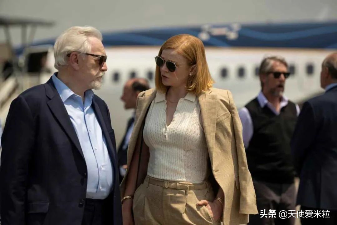 《继承之战》第三季终于来了！长女在戏外悄悄结婚，装饰了《Vogue》的封面。