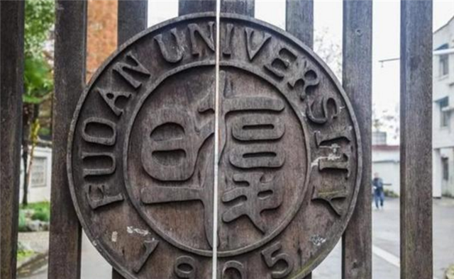 复旦大学学霸袁涛：3次怒怼母校后，换来了一张“退学决定”