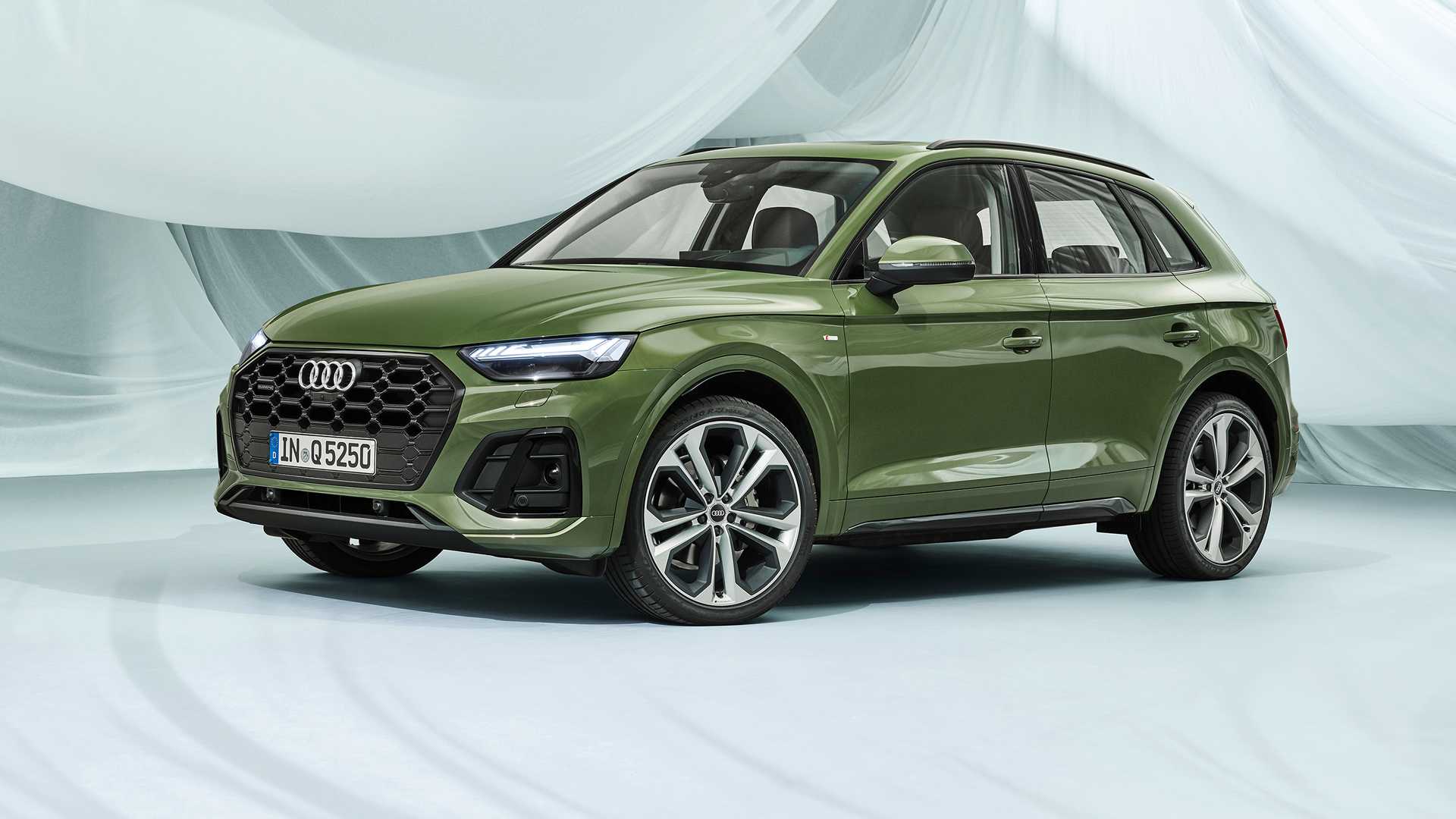 全新奥迪q5发布,颜值更高,大灯再度进化,混动成亮点