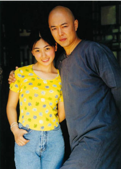 吴京的逆袭情史，因穷曾被两位美人嫌弃，邂逅谢楠后收获神仙爱情