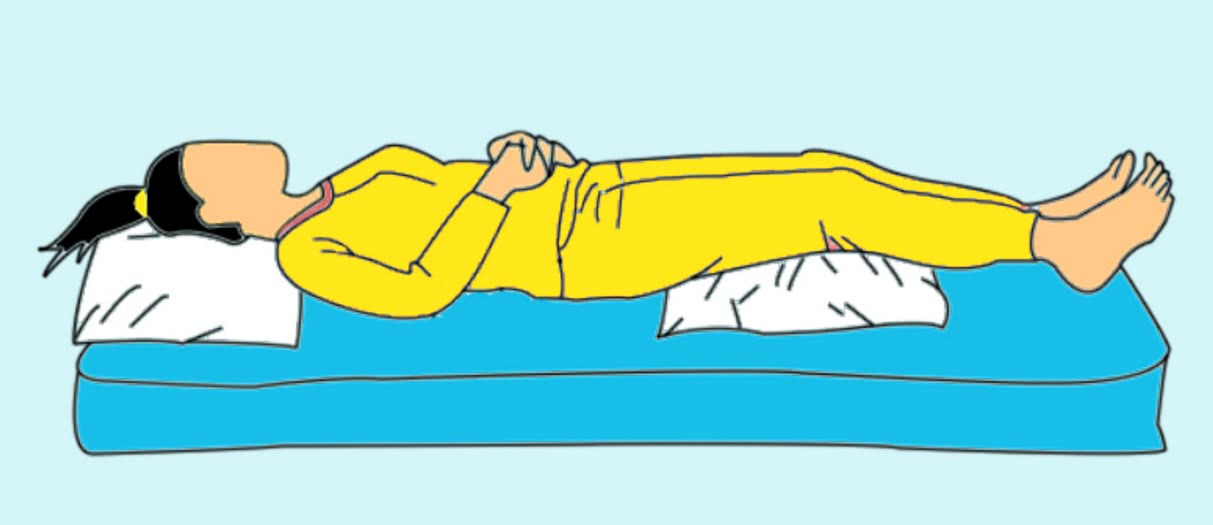 侧卧可能是最好的选择,这种睡觉姿势能很好地放松腰部