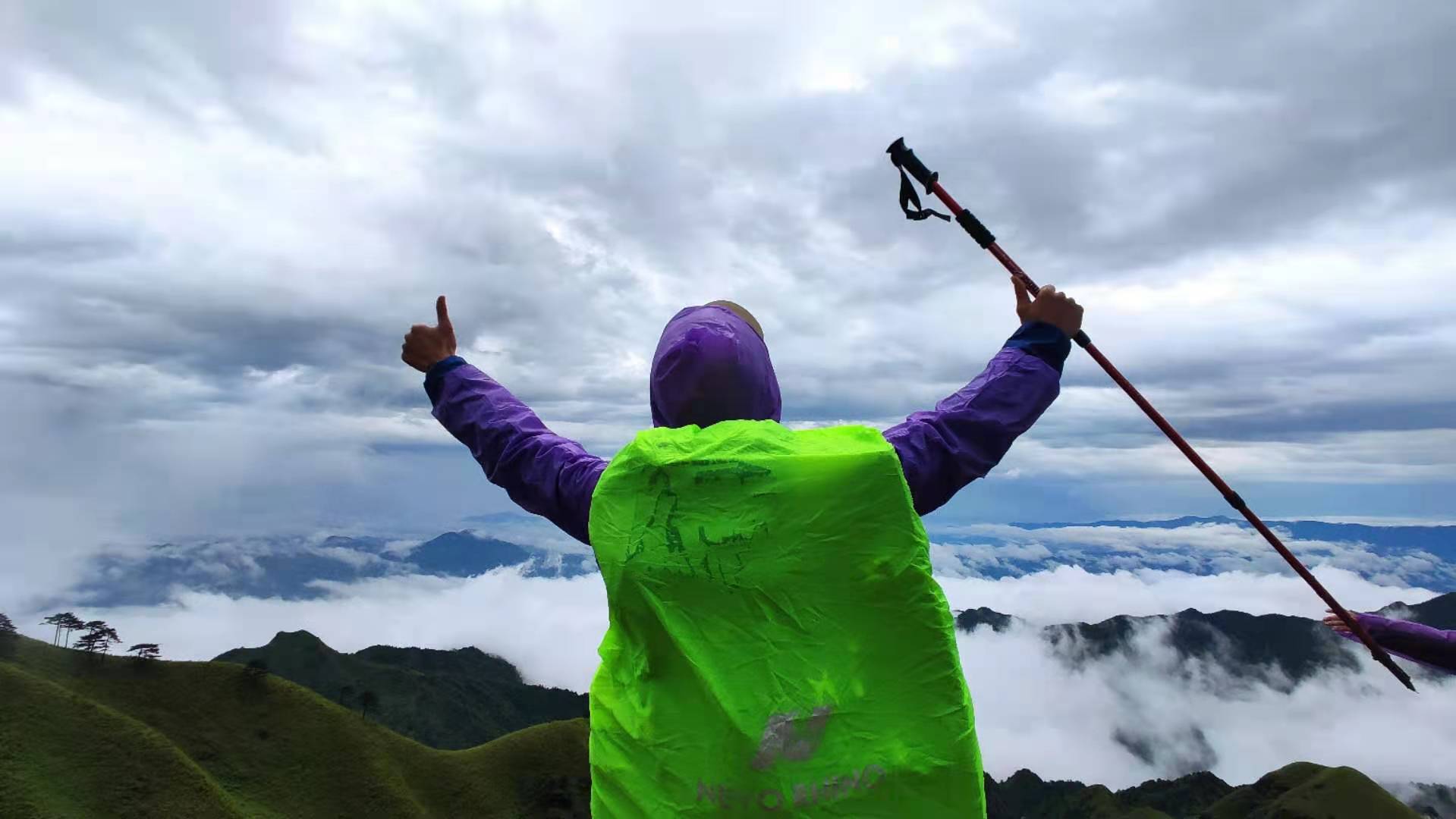 武功山海拔多少米(爱恨武功山，一生一定要去一次的徒步天堂)