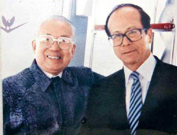第一风水师蔡伯励，为霍英东选坟，一句话让李嘉诚掏200万