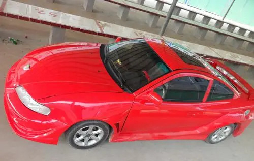 土味跑车“美人豹”，10多年前的跑车，如今又变成了网红车