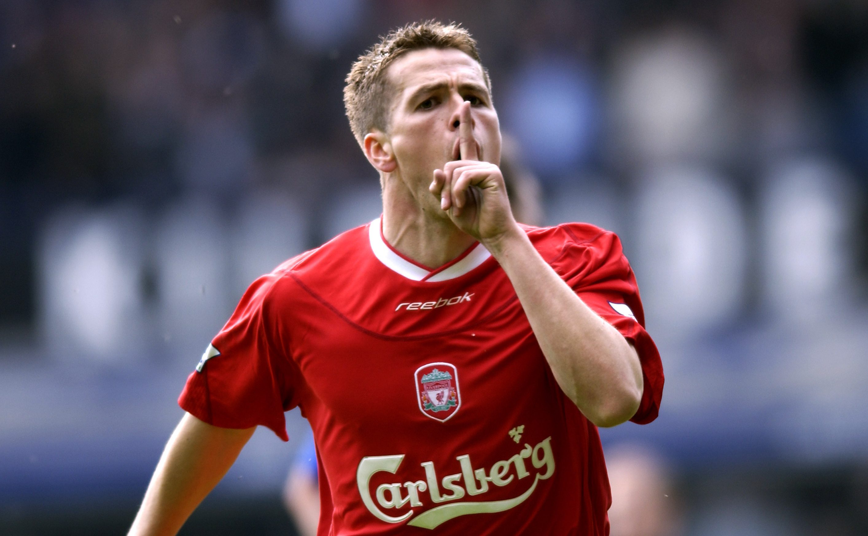 迈克尔·欧文–800英镑 安东尼奥·努涅斯威尔士人在2011-12赛季回到