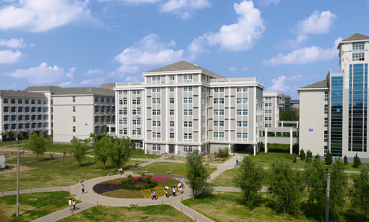 河南财政税务高等专科学校（河南这所二本大学）